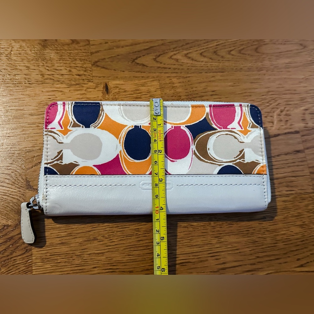 NWT Coach Park Hand Drawn Scarf Print Multicolor Wallet - Picture 15 of 15
